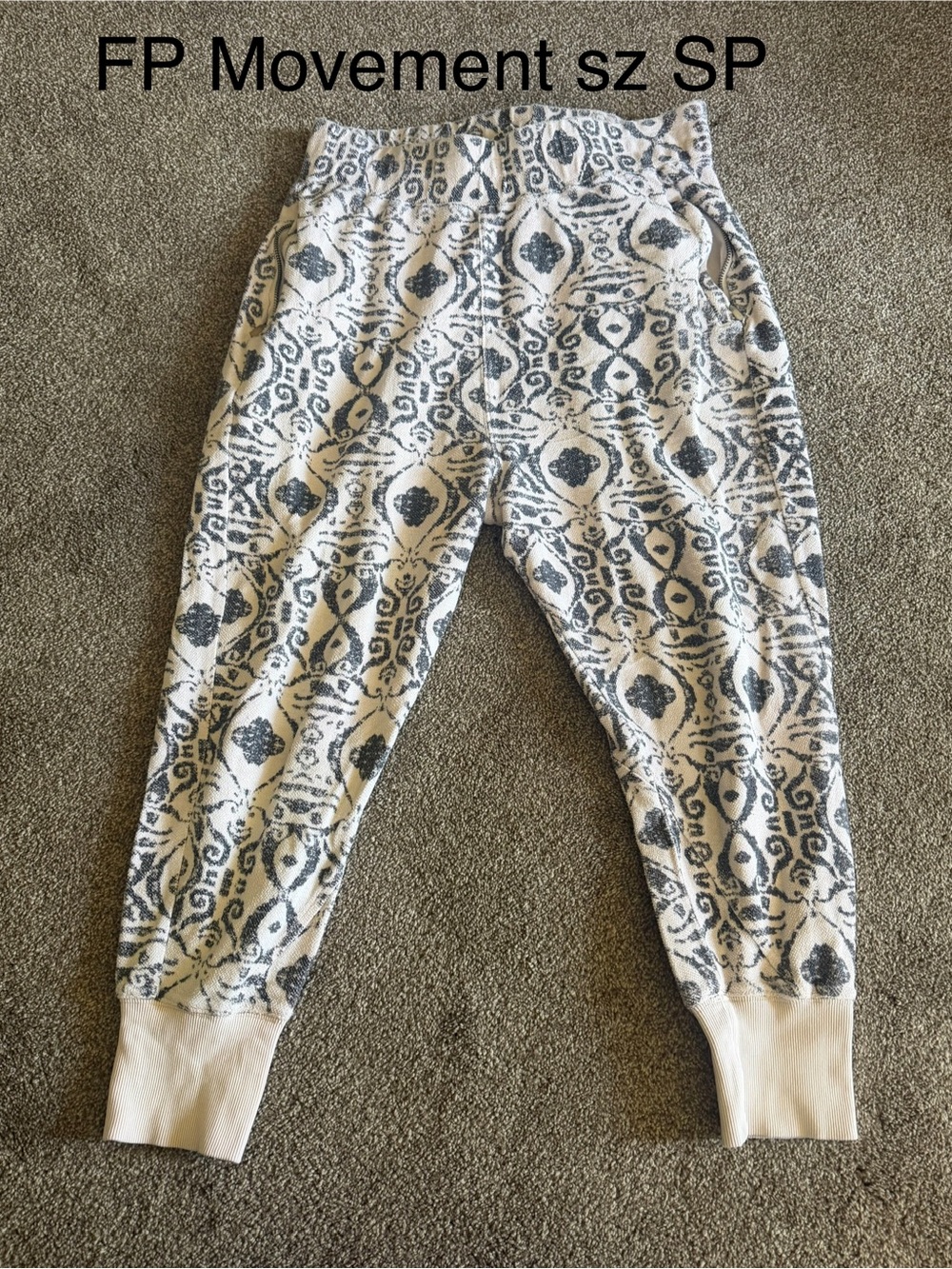 Womens Cream & Gray Patterned Jogger Bottoms sz Sp